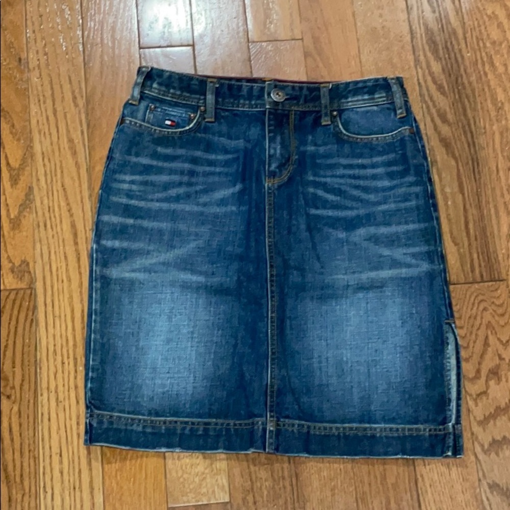 - Tommy Hilfiger denim skirt
